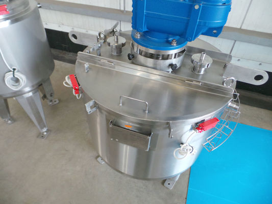 OR160840 - 1 x 100L AISI316; mixing tank; insulated; heat-exchange & 1 x 120L AISI304L mixing tank; gate agitator with scrapers; heat exchanger; insulation