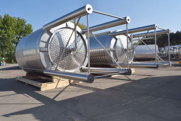 2 x 15.300L AISI304L cuve de mélange en acier inoxydable avec echangeur de chaleur