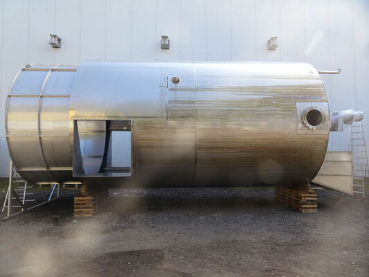 1 x cuve de mélange d'occasion inox verticale de 40.000L en inoxydable AISI 304L