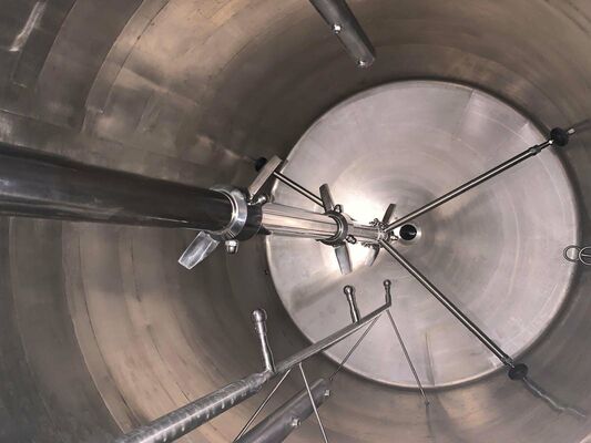 2 x Brand new 1.500L stainless-steel AISI316L vertical mixing tanks.