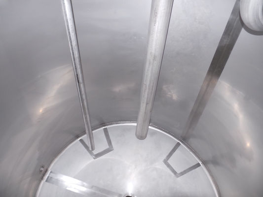 1 x 3.300L AISI 304L single jacketed vertical stainless-steel storage tank