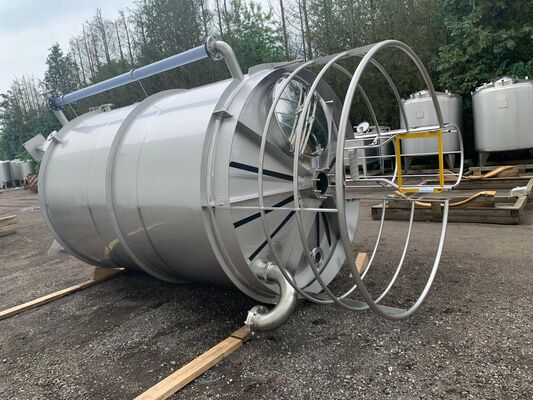 1 x New 15.300L stainless-steel AISI304L vertical mixing tank.