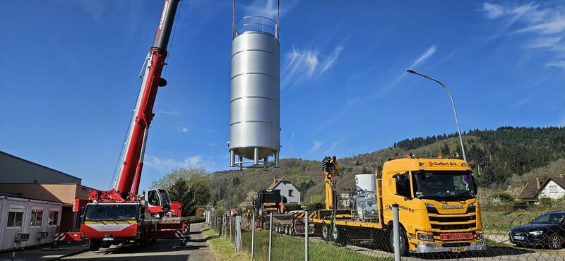 1 x Nieuwe roestvrijstalen verticale opslagtank van 50.000L in AISI304L