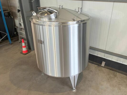 1 x Neuer vertikaler 3.300L Edelstahl AISI316L Lagertank